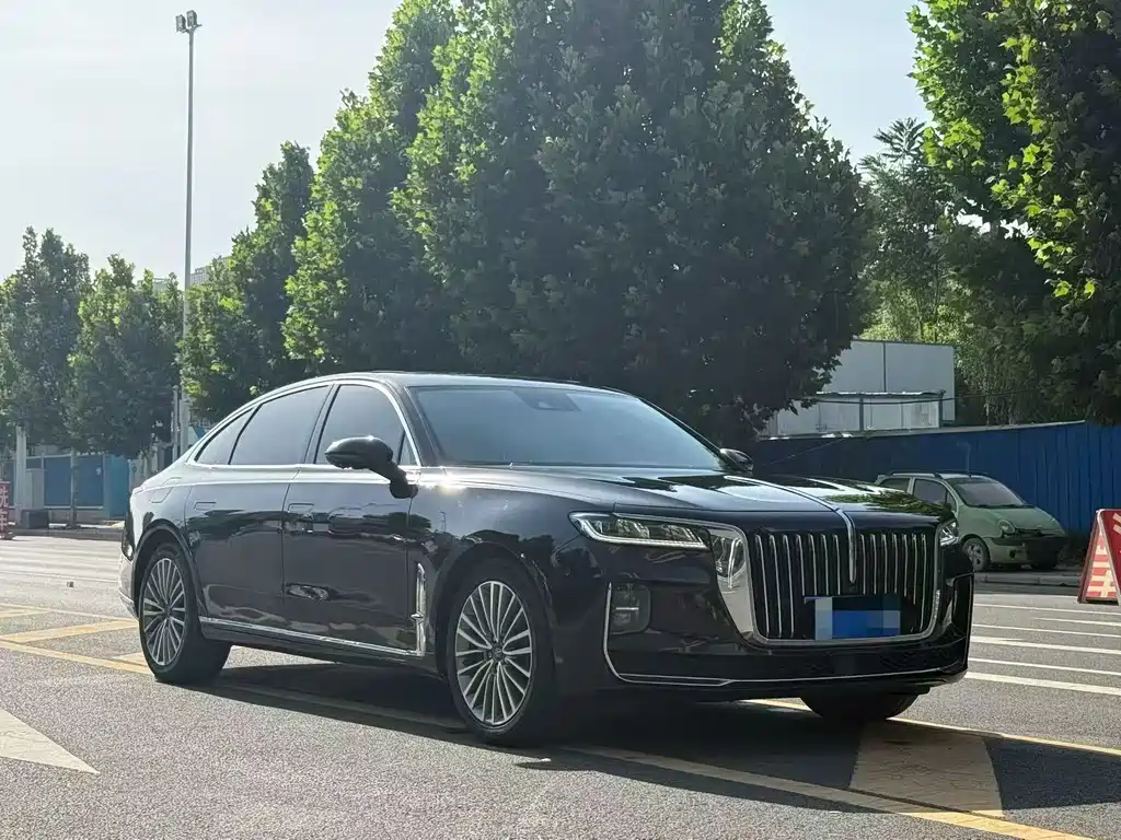 Hongqi H9 2.0 T Connected Flagship