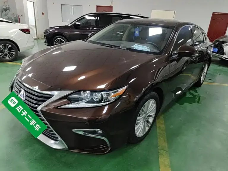 Lexus ES 200 Elite
