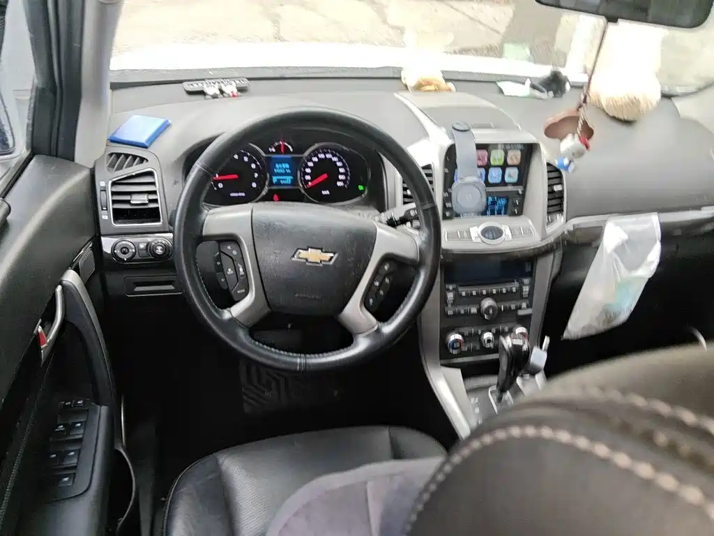 Captiva 2.4 L 4 WD Flagship 7-seat