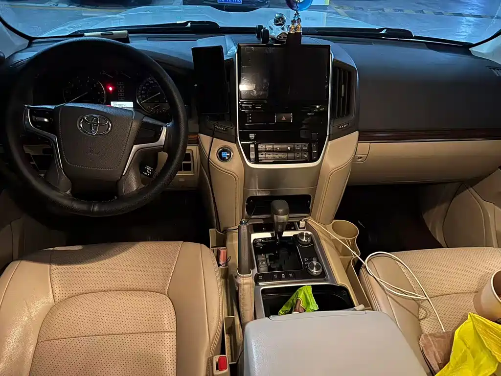 Land Cruiser (Import) 4.0 L Auto