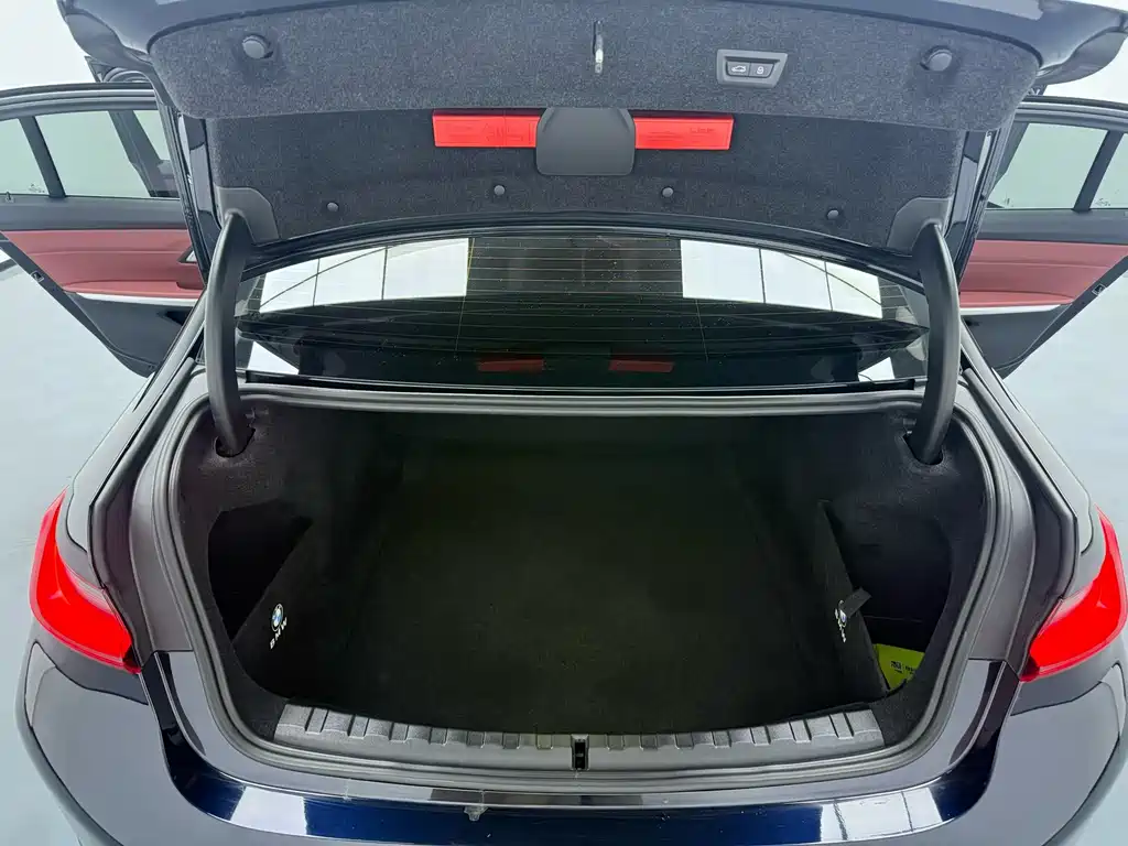 BMW 3 Series 325 Li M Sport Package