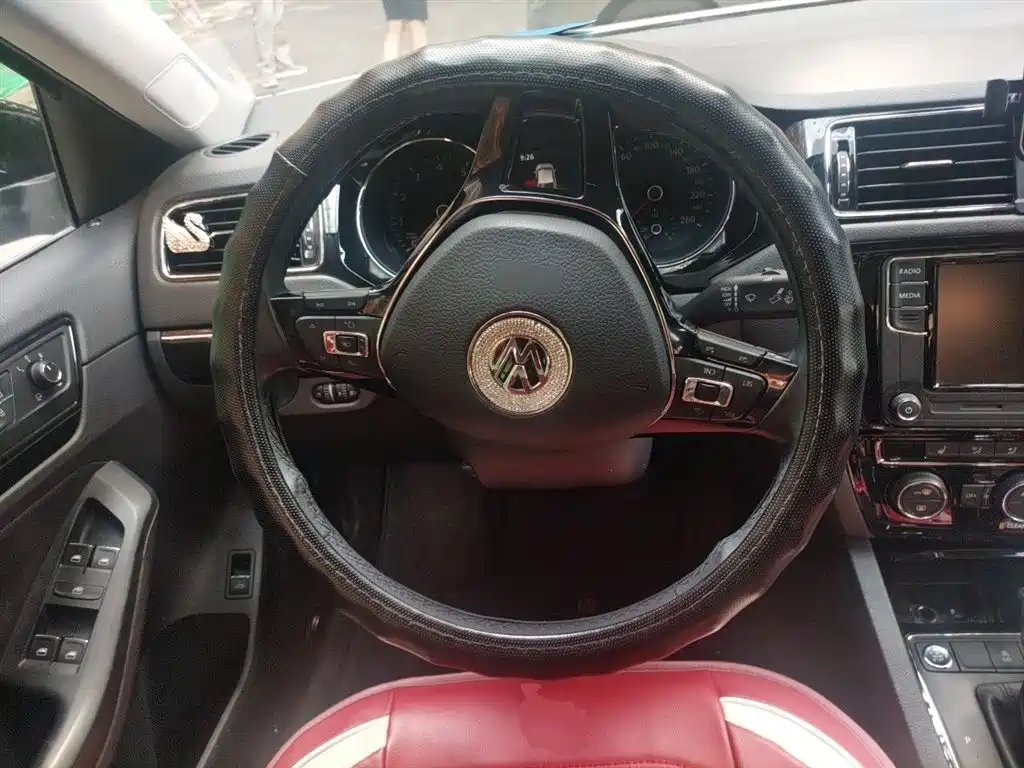 Sagitar 280 TSI DSG Luxury