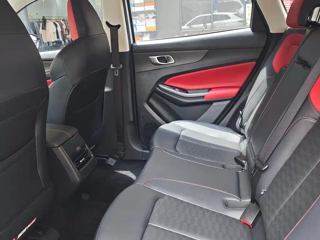 Changan CS55 PLUS 2 nd Gen 1.5 T DCT Light Year