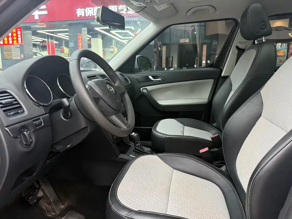 Yeti 1.4 TSI DSG Forward