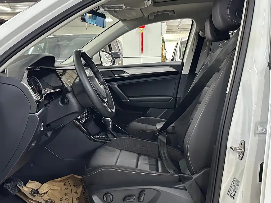 Tayron 280 TSI 2 WD Luxury Connected