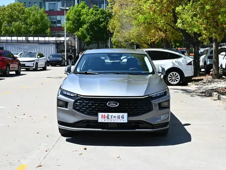 Ford Mondeo 2.0 T EcoBoost Luxury