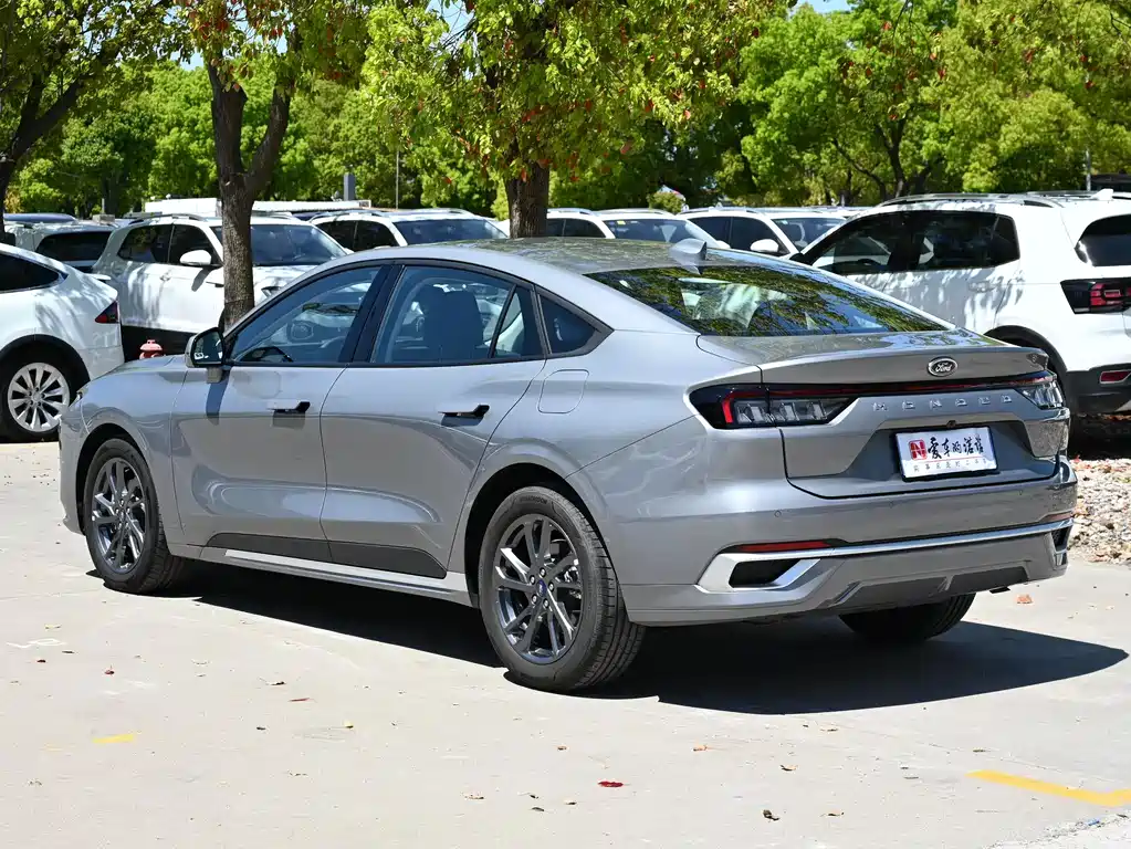 Mondeo 2.0 T EcoBoost Luxury