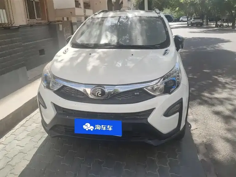 BYD Yuan 1.5 L Manual Distinguished