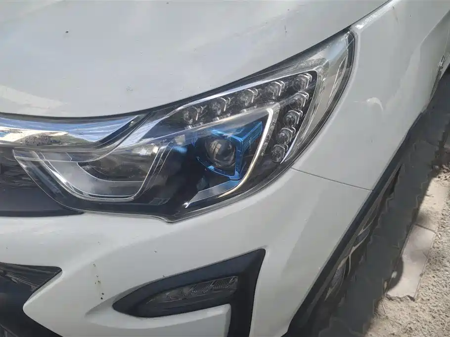 Yuan 1.5 L Manual Distinguished