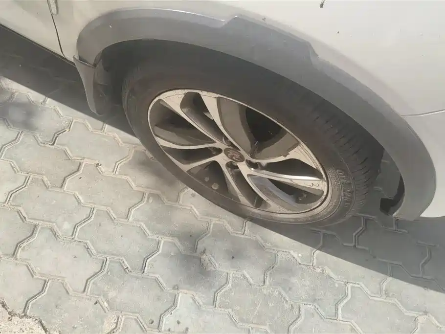 Yuan 1.5 L Manual Distinguished