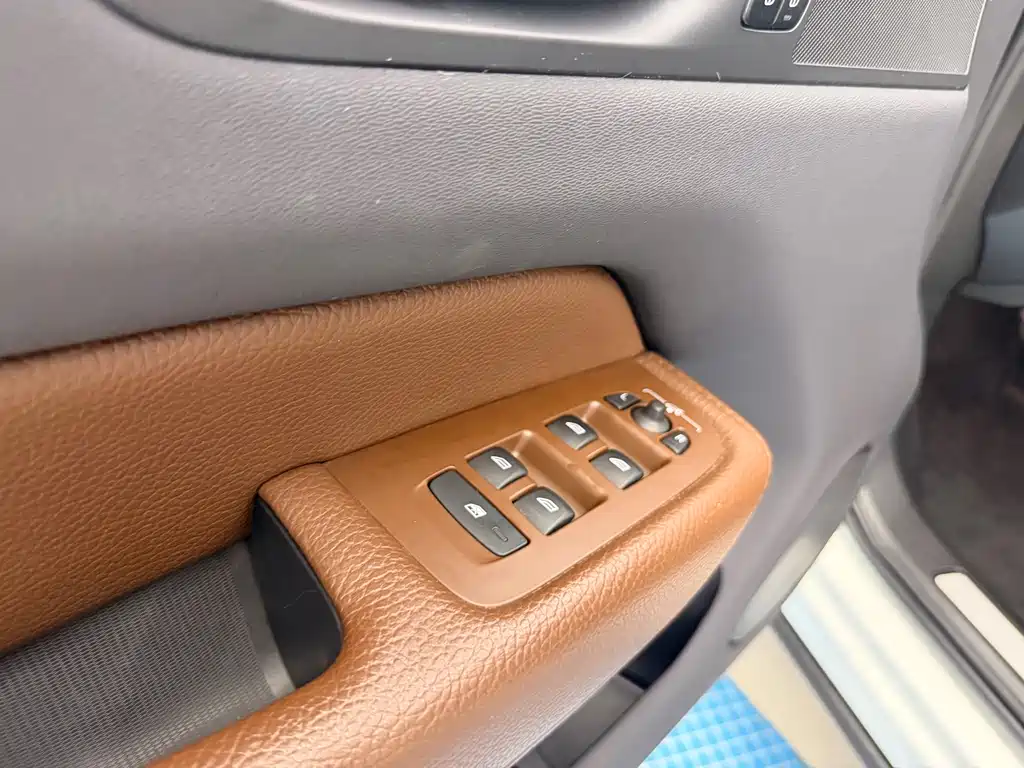Volvo XC60 B5 4 WD Smart Ease Luxury