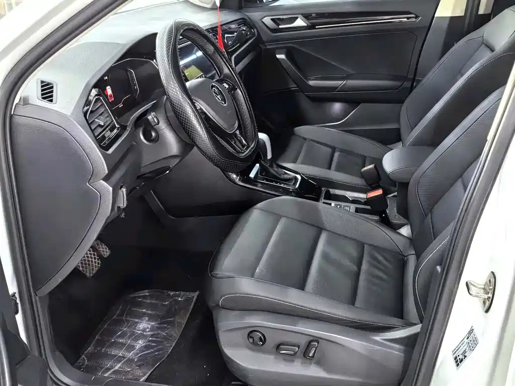 T-ROC 280 TSI DSG 2 WD Comfort Enjoyment PLUS