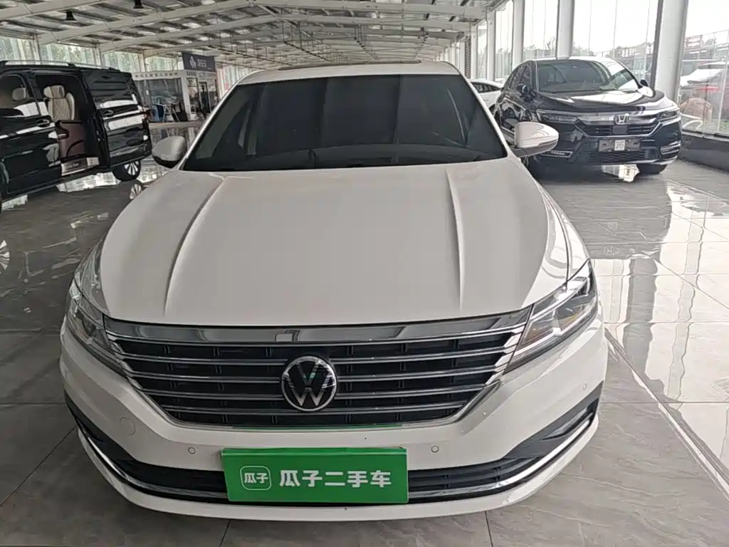 Lavida 280 TSI DSG Luxury
