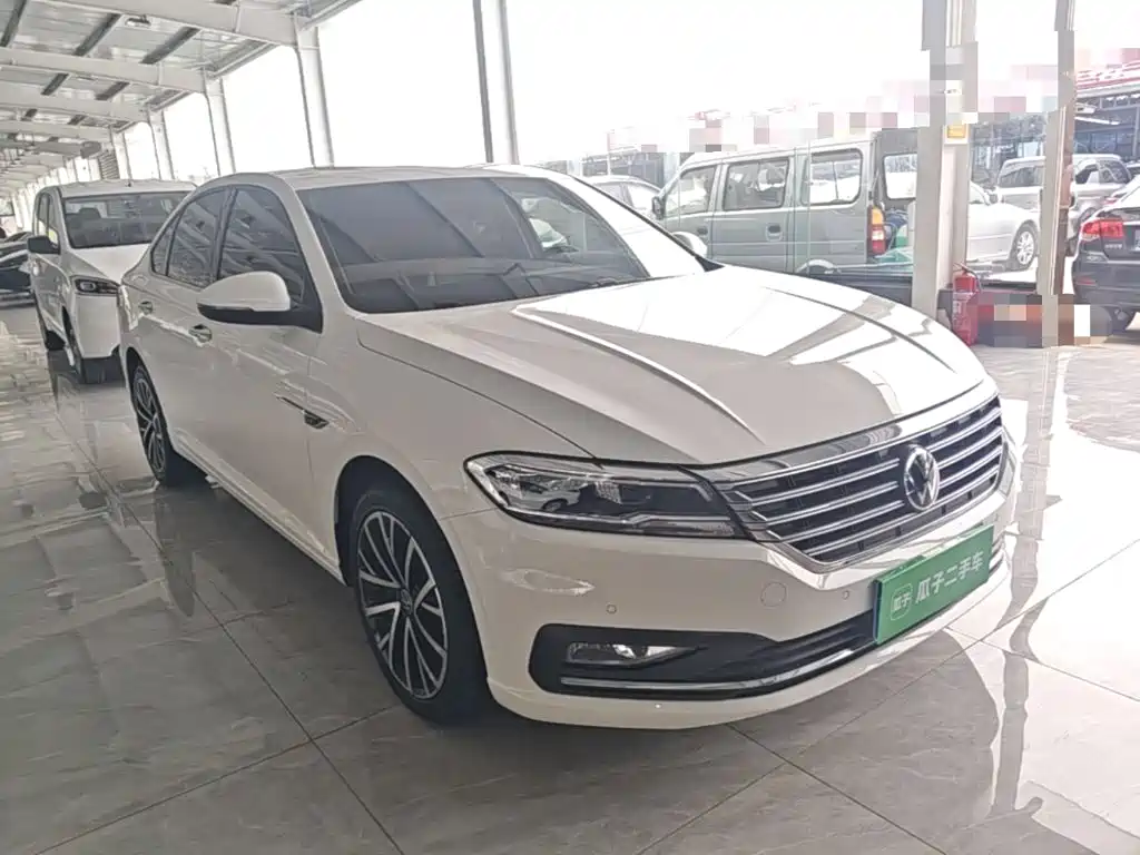 Lavida 280 TSI DSG Luxury