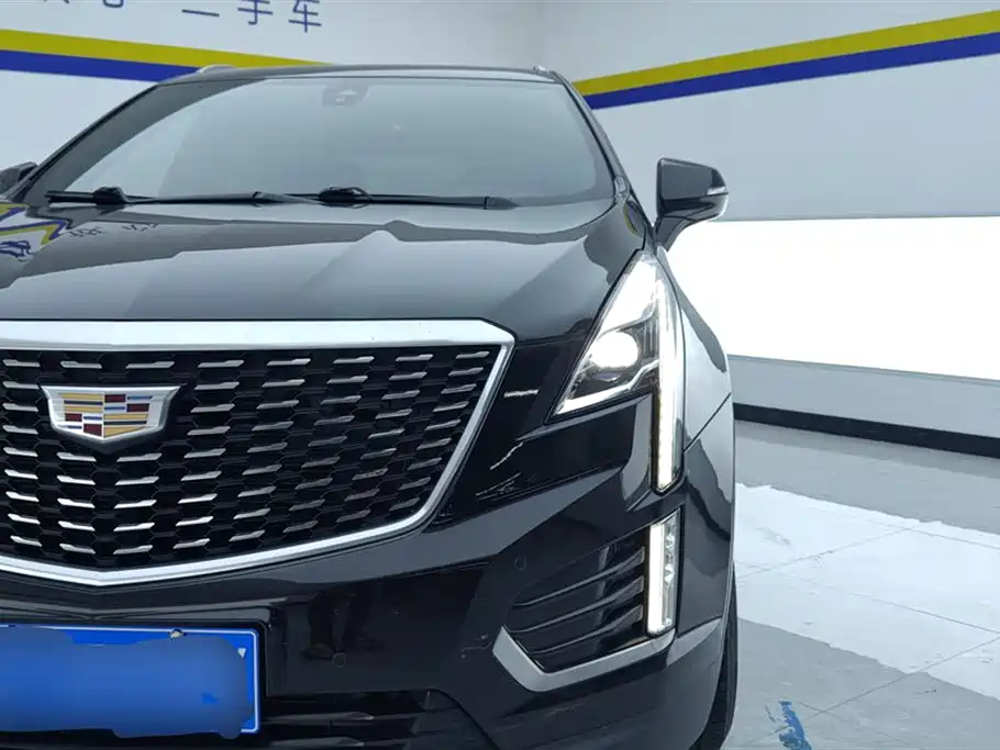 Cadillac XT5 28 T Tech