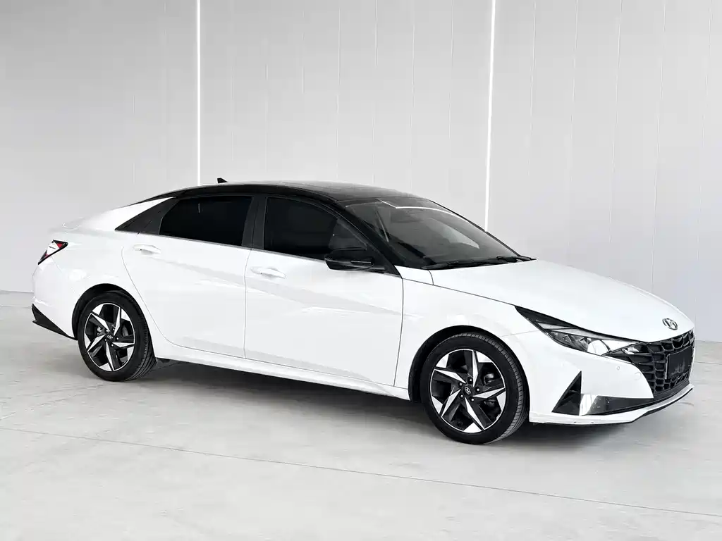 Elantra 1.5 L CVT LUX Distinguished