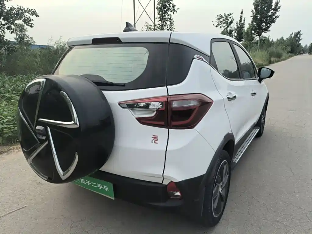 Yuan 1.5 L Auto Cool Dazzle Connected