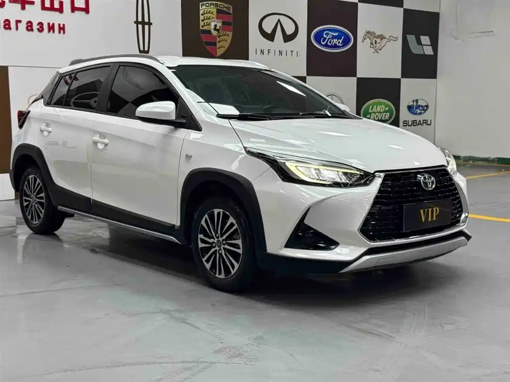 YARiS L Zhixuan Zhixuan X 1.5 L CVT Luxury PLUS