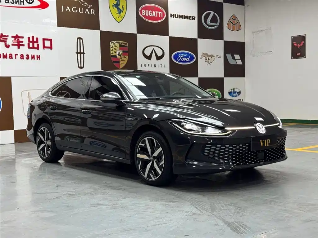 Lamando Lamando L 280 TSI DSG Spicy Cool