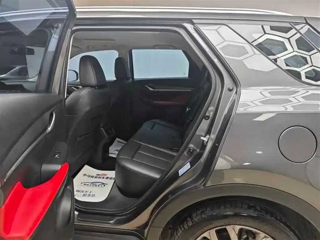 Changan CS55 PLUS Blue Whale 1.5 T DCT Luxury