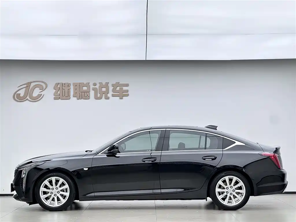 Cadillac CT5 28 T Luxury
