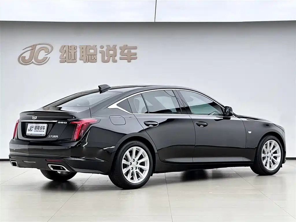 Cadillac CT5 28 T Luxury