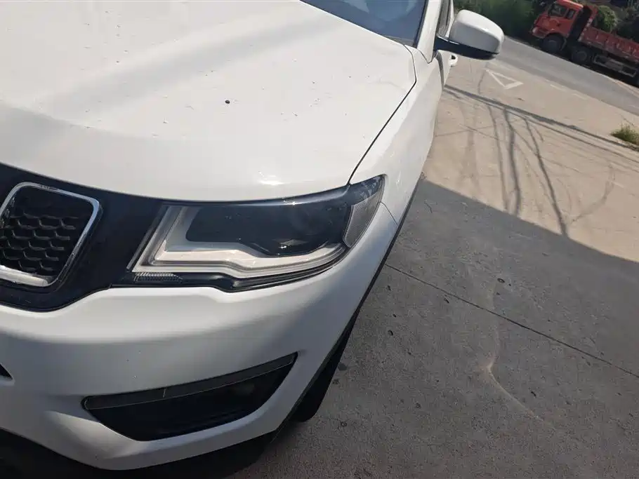 Compass 200 T Auto Home Enjoyment