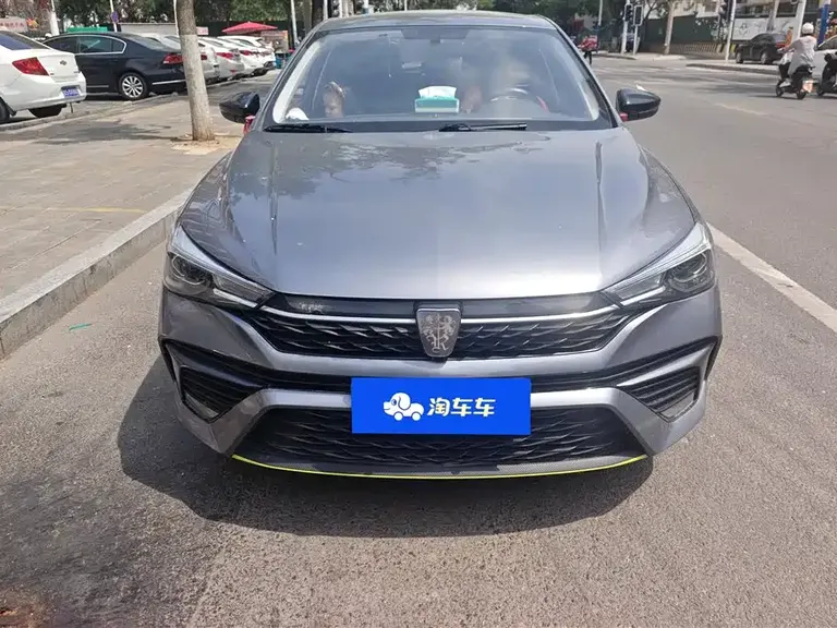 Roewe i5 1.5 L Manual Platinum