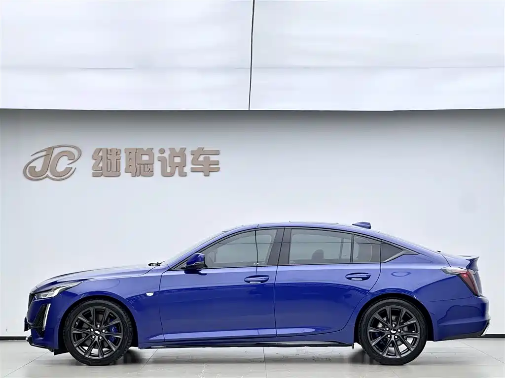 Cadillac CT5 28 T Platinum Sport