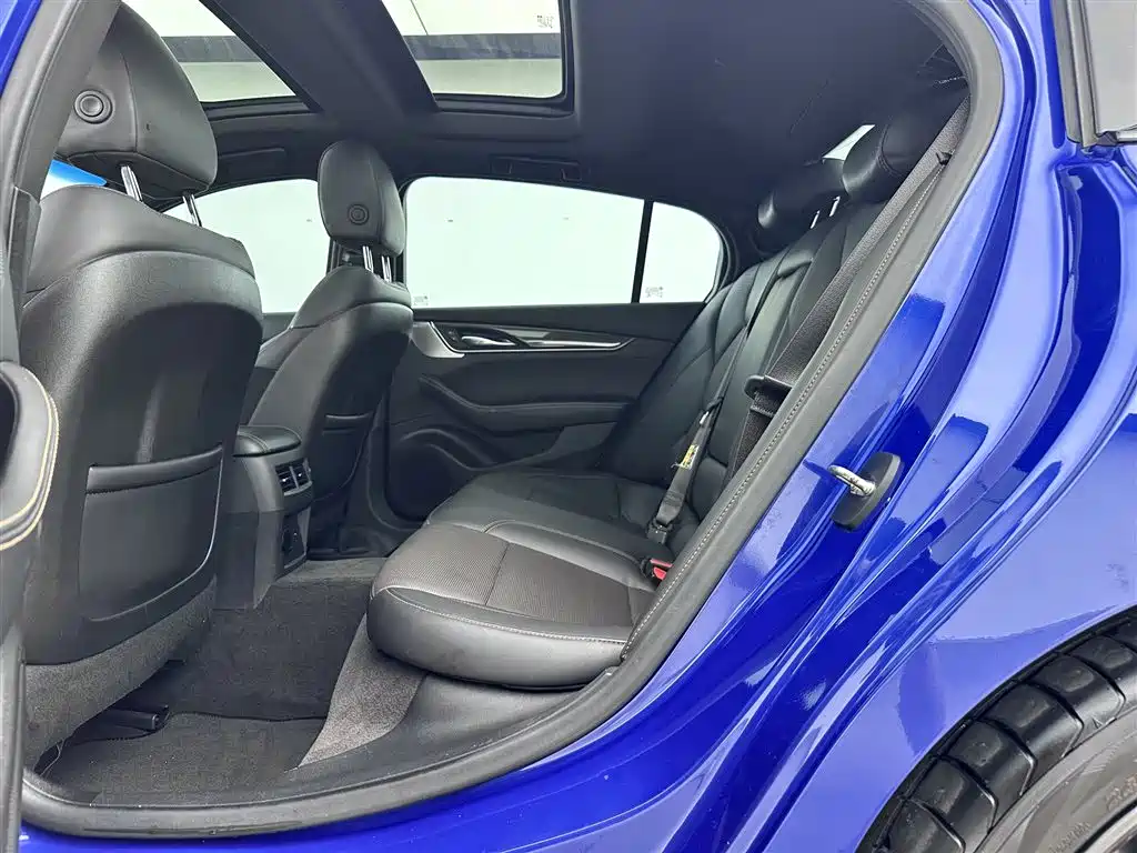 Cadillac CT5 28 T Platinum Sport