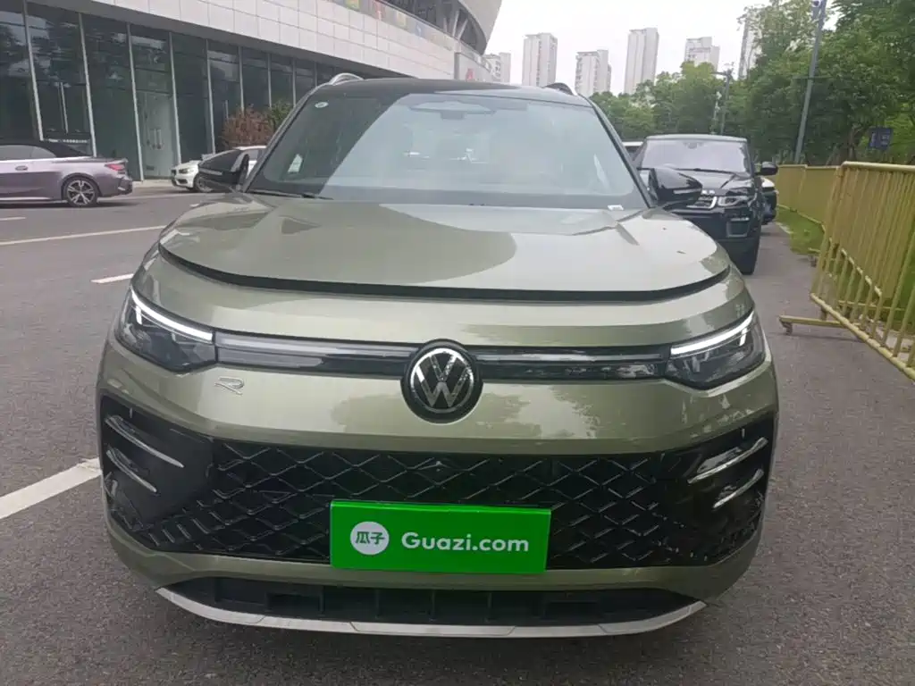 Tayron Tayron L 380 TSI 4 WD Luxury