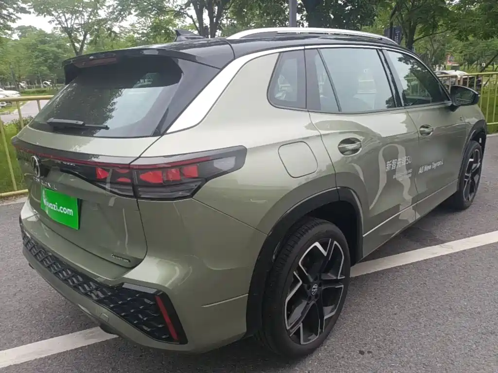 Tayron Tayron L 380 TSI 4 WD Luxury