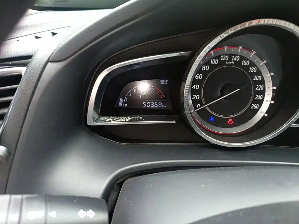 Mazda 3 Axela Sedan 1.5 L Auto Luxury