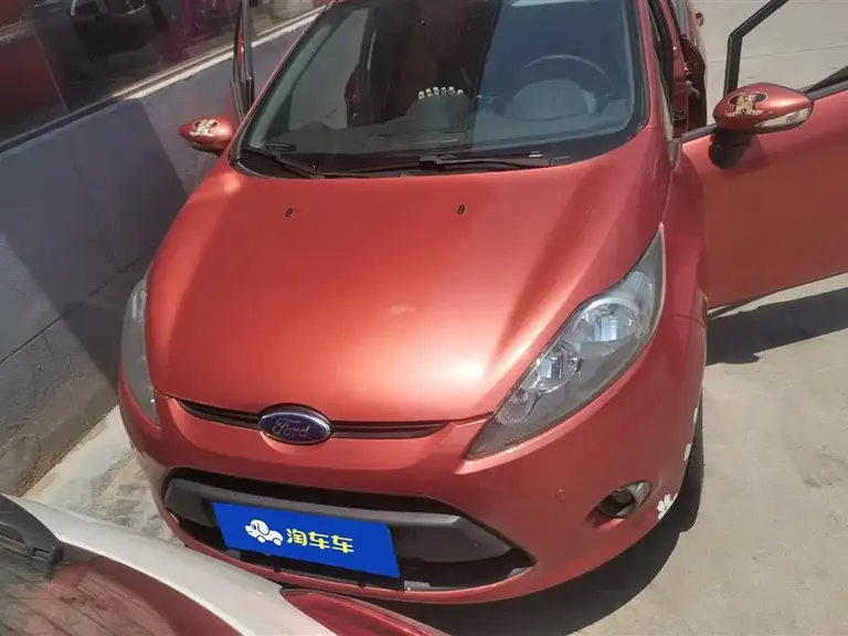 Ford Fiesta Hatchback 1.5 L Auto Fashion