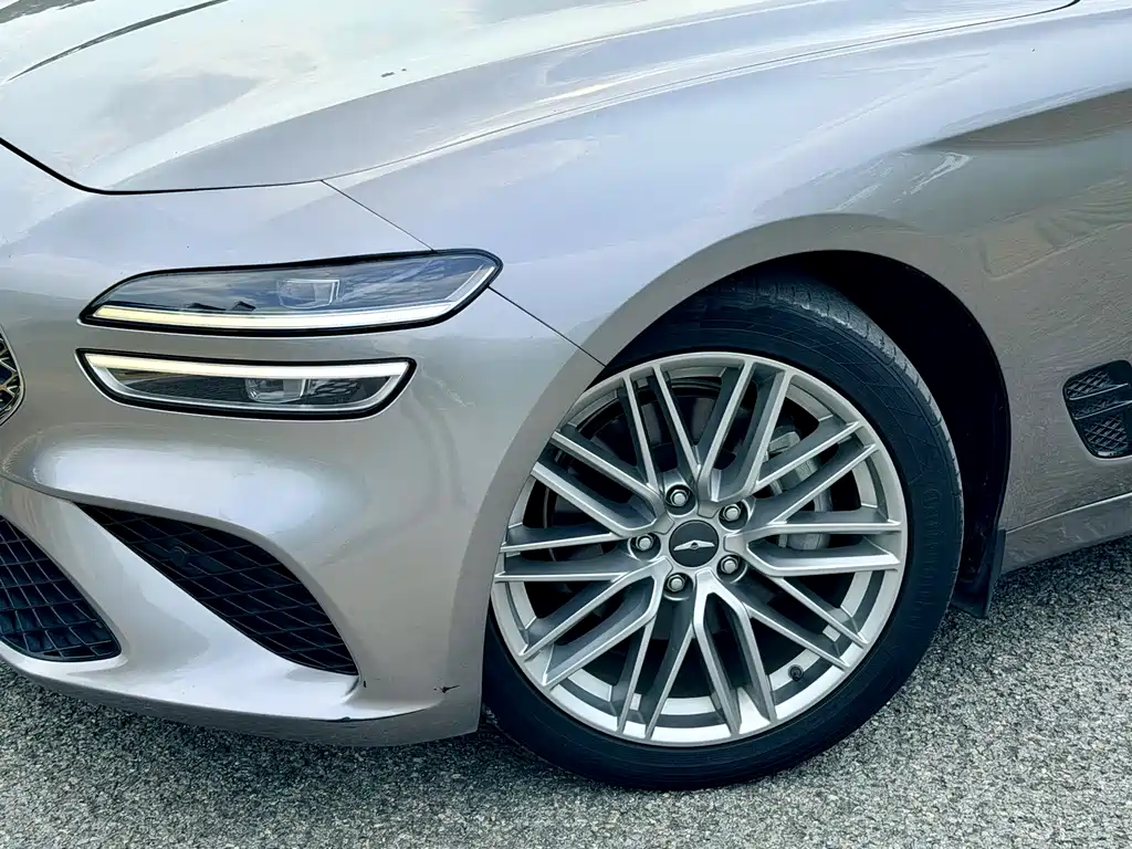 Genesis G70 捷尼赛思G70 2021款 2.0 T 后驱豪华版