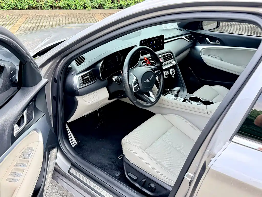 Genesis G70 捷尼赛思G70 2021款 2.0 T 后驱豪华版