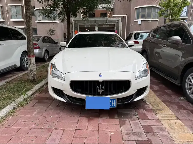 Maserati Quattroporte 3.0 T Standard
