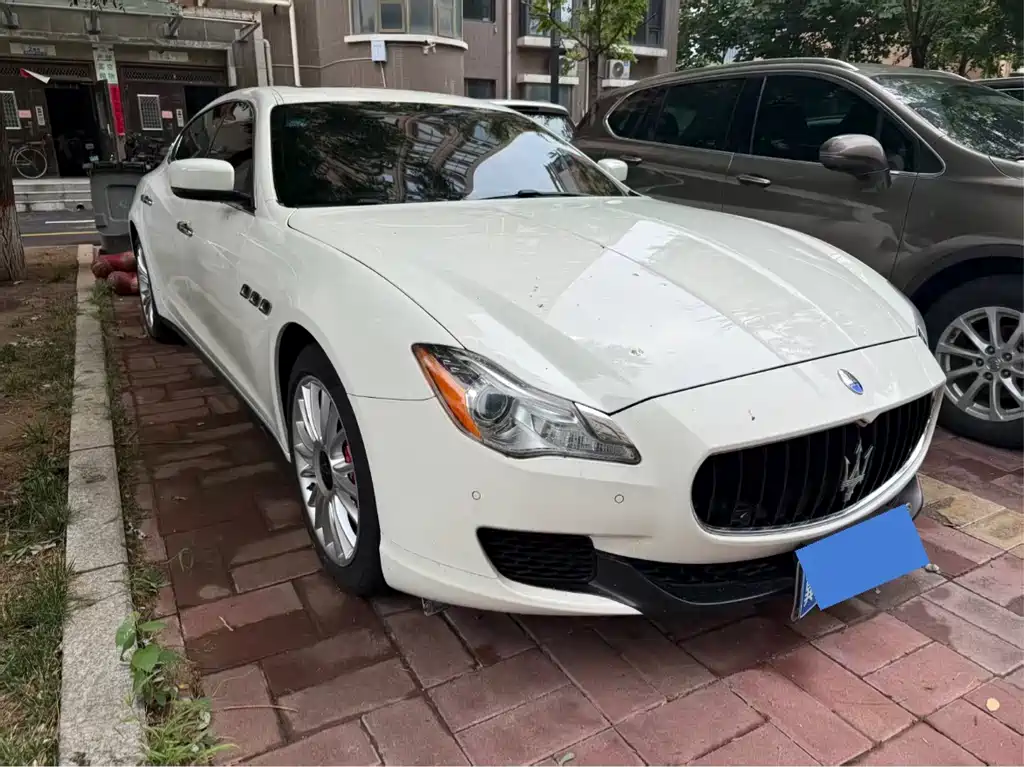 Quattroporte 3.0 T Standard