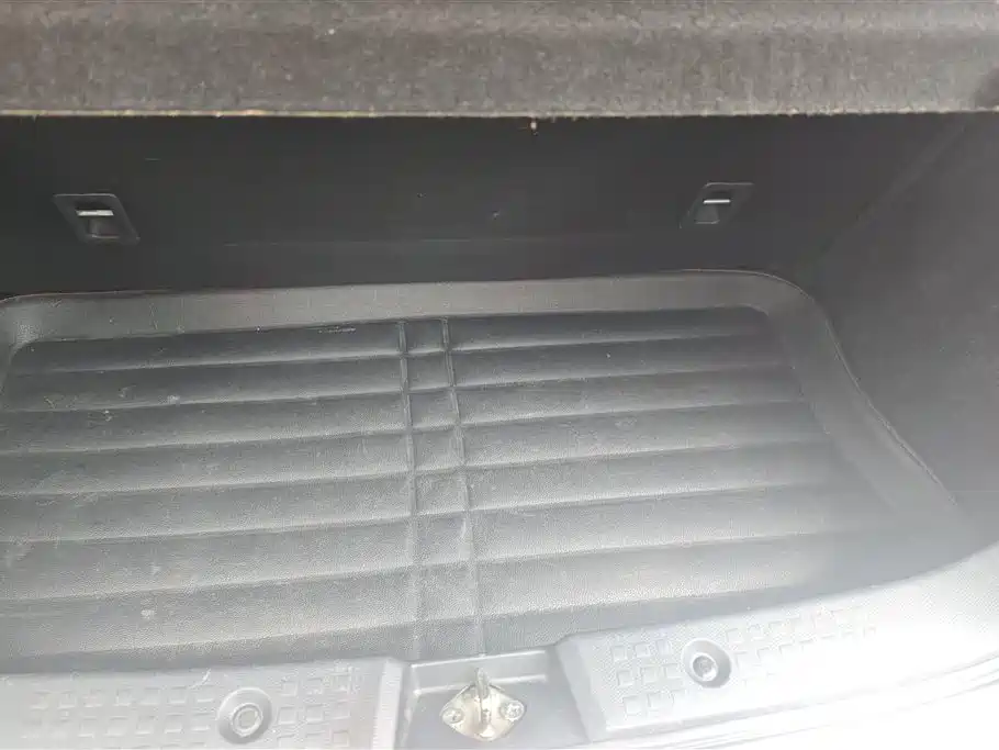 Swift 1.5 L Auto Fashion Cool Play