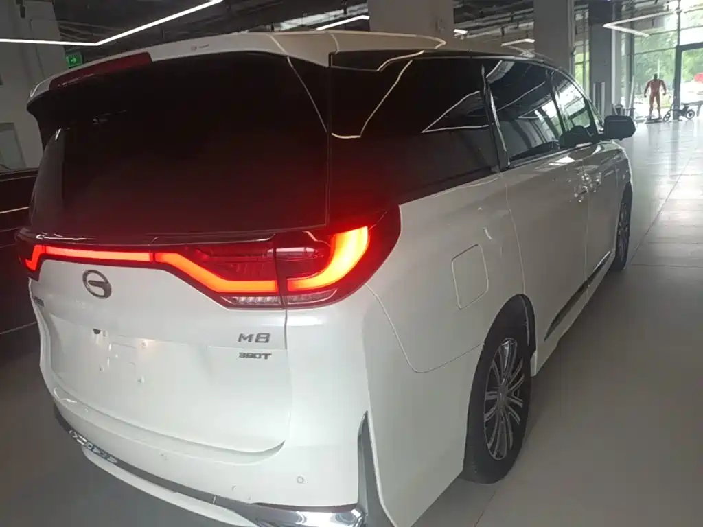 GAC Trumpchi M8 Leading Show Series 390 T Distinguished