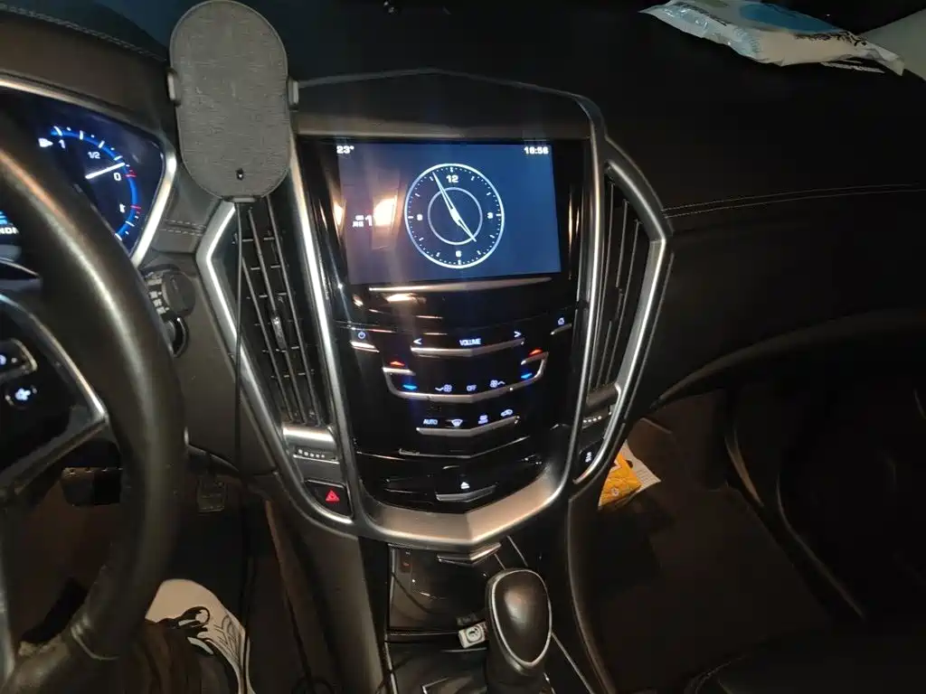 Cadillac SRX 3.0 L Comfort