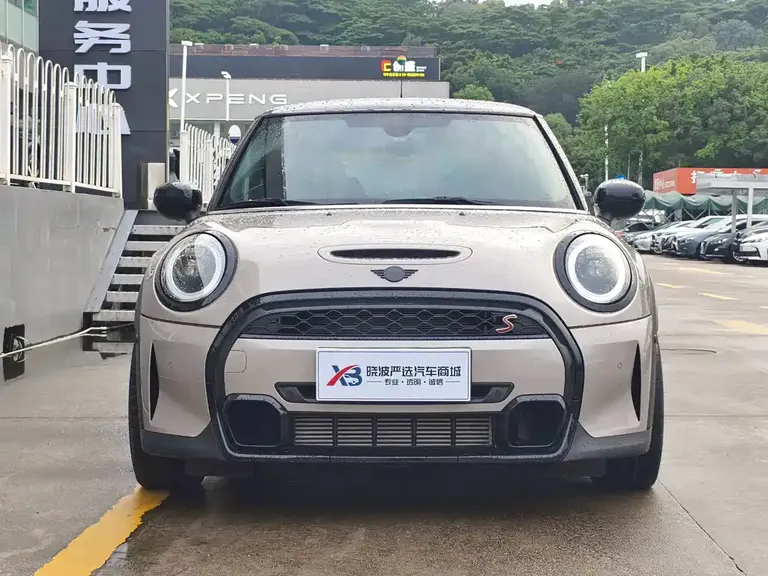 MINI Facelift 2.0 T COOPER S Artist