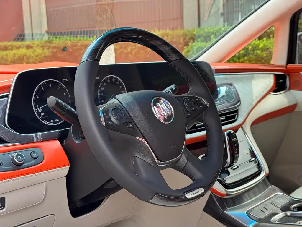 Buick GL8 ES LaCrosse 653 T Comfort
