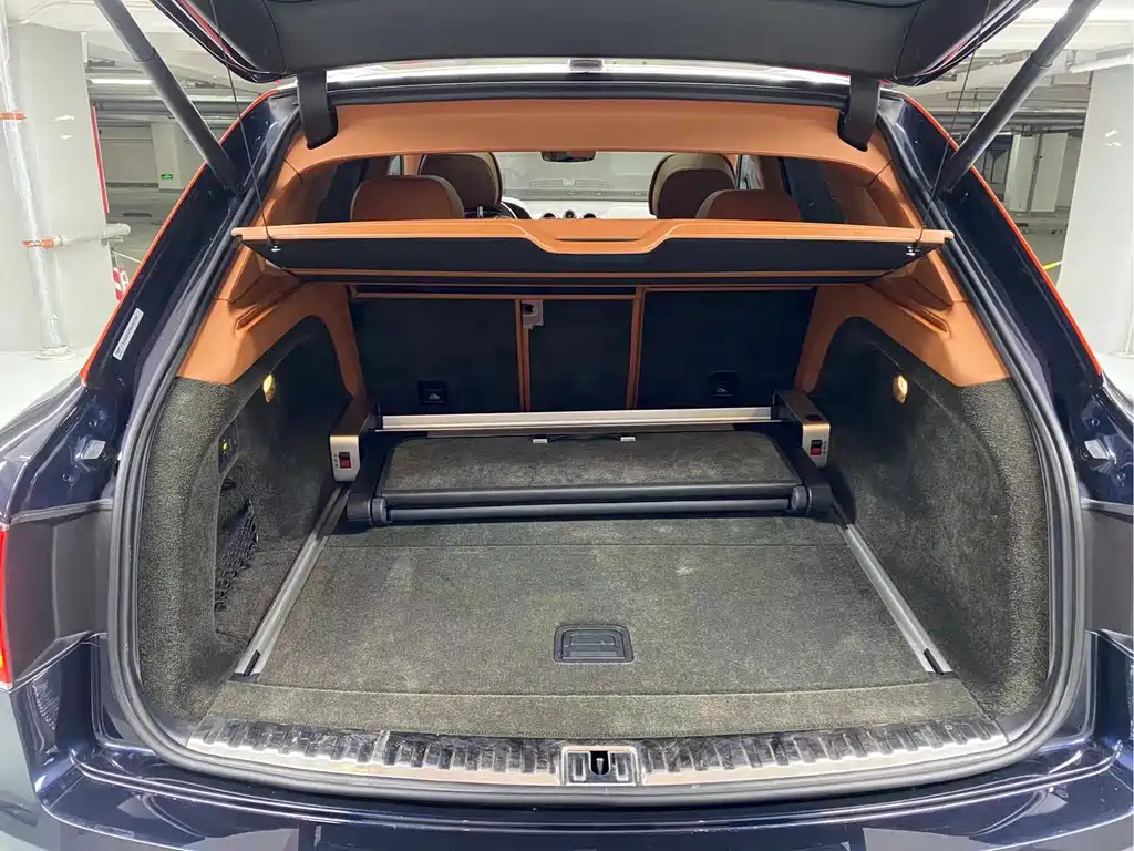Bentayga 6.0 T Standard