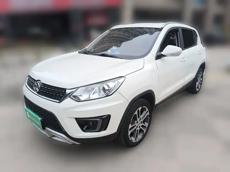 Baic Senova X35 1.5 L Auto Luxury