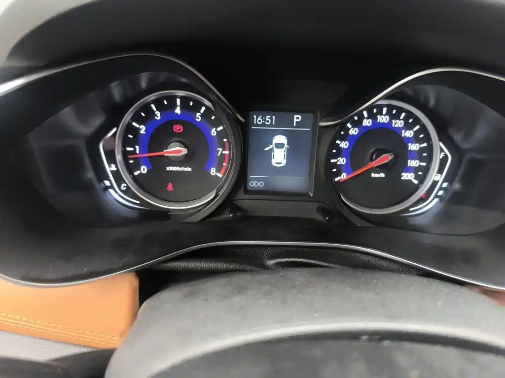 Senova X35 1.5 L Auto Luxury