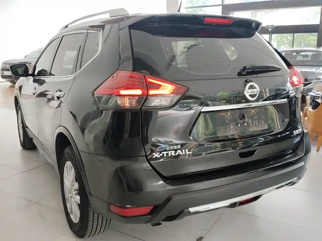 X-Trail 2.0 L CVT Comfort 2 WD