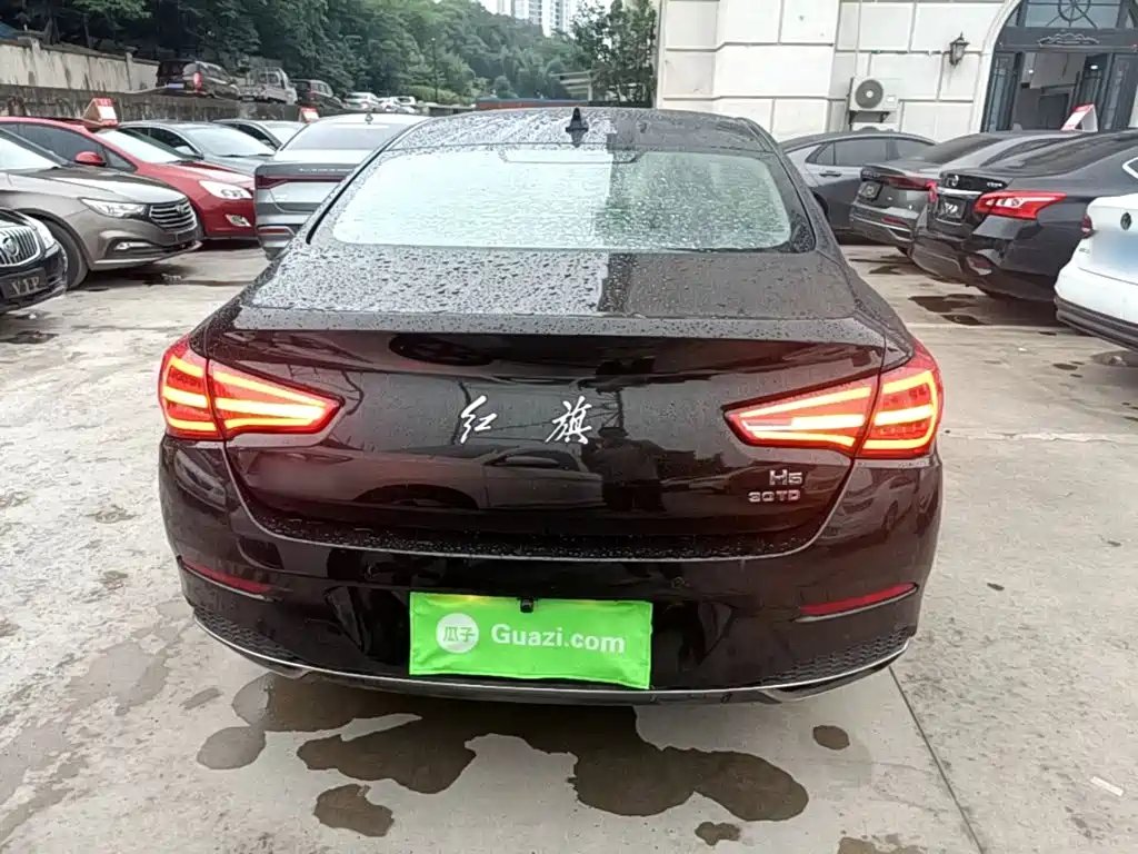 Hongqi H5 30 TD Dynamic