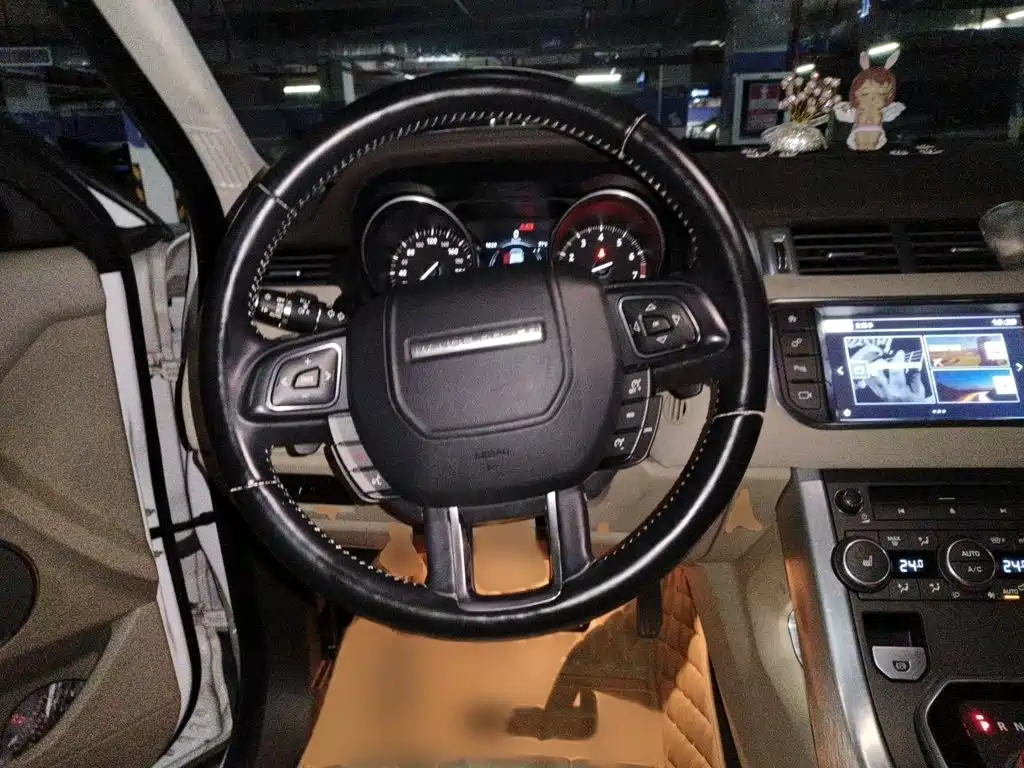Range Rover Evoque 2.0 T SE Smart Shine