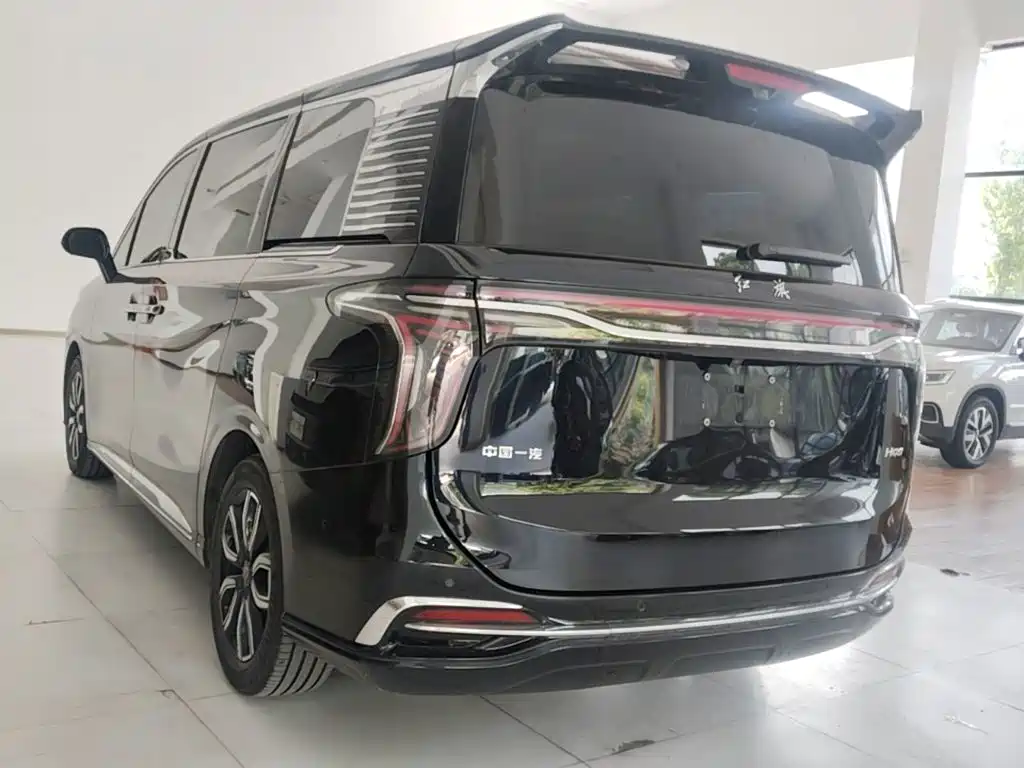 Hongqi HQ9 2.0 T Connected Flagship Leading